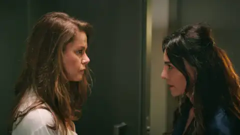 Nalan y Cana Tras el cristal