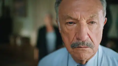 Rifat Tras el cristal