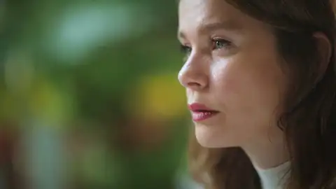 Nalan Tras el cristal