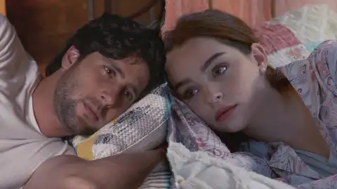 Mateo y Valeria no dejan de pensar en su relación Mateo y Valeria no dejan de pensar en su relación