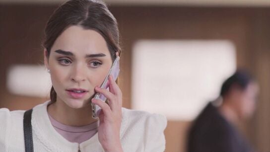 Valeria le confirma a Mateo que Melisa ha perdido su bebé