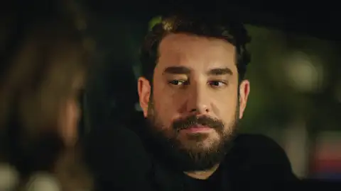 Muzo Tras el cristal