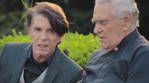 Alfonso descubre que Natalia es su hija y planea expulsar a Fedra de la finca Moncada para recuperar su amor Alfonso descubre que Natalia es su hija y planea expulsar a Fedra de la finca Moncada para recuperar su amor