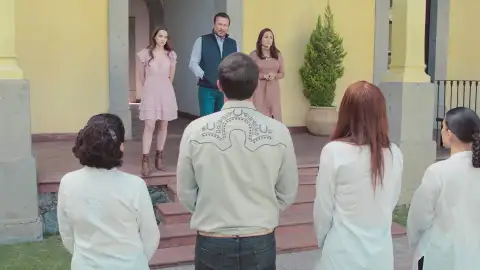 Gabino y Fedra, bajo sospecha: el entorno de Daniela les atribuye el sabotaje del rancho su envenenamiento Gabino y Fedra, bajo sospecha: el entorno de Daniela les atribuye el sabotaje del rancho su envenenamiento