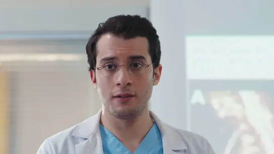 Demir apuesta por una operación sin precedentes para salvar a su padre Demir apuesta por una operación sin precedentes para salvar a su padre