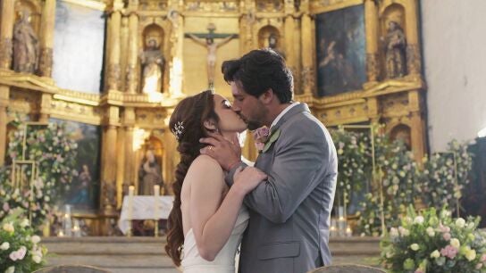 Amor, perd&oacute;n y justicia: as&iacute; termina Mi Secreto, la telenovela que nos rob&oacute; el coraz&oacute;n
