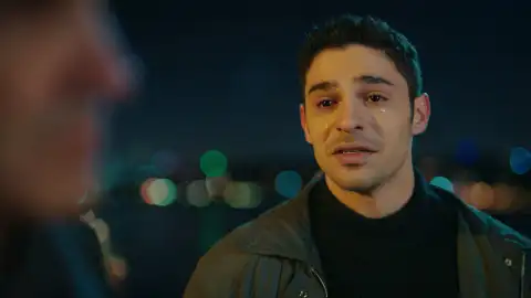 Impactante revelación en Hermanos: Orhan le confiesa a Kadir que Ömer no es su verdadero hermano Impactante revelación en Hermanos: Orhan le confiesa a Kadir que Ömer no es su verdadero hermano