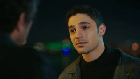 Kadir no quiere que Ömer descubra la verdad Kadir no quiere que Ömer descubra la verdad