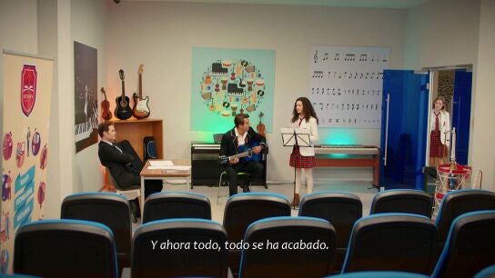 La qu&iacute;mica entre Doruk y Asiye enciende los celos de Harika 