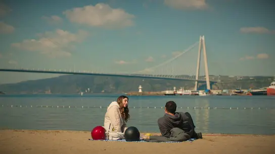 Kadir se lanza por fin: invita a Melisa a un picnic y se sincera sobre sus sentimientos y miedos Kadir se lanza por fin: invita a Melisa a un picnic y se sincera sobre sus sentimientos y miedos
