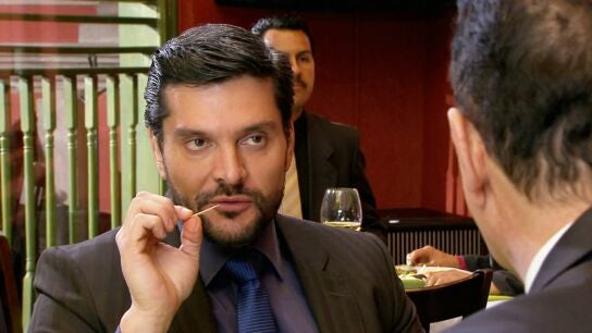 Plutarco le pide a su cómplice que se vaya del país