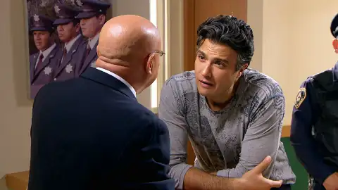 Juan Carlos puede acabar entre rejas por una desafortunda decisión Juan Carlos puede acabar entre rejas por una desafortunda decisión