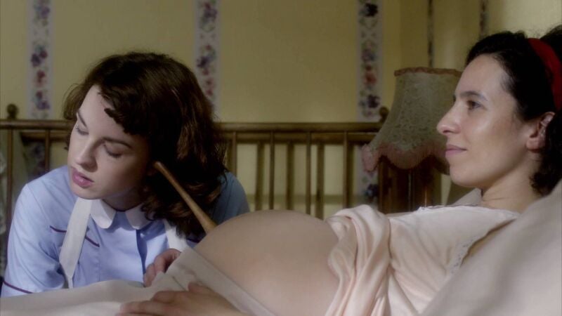 Jenny Lee se estrena como comadrona atendiendo a una madre con 22 hijos que transformará su visión de la vida