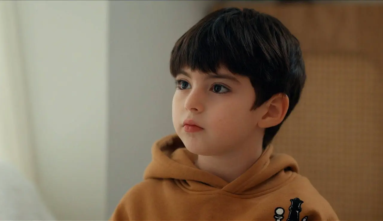 Kuzey, el hijo desaparecido de Karsu y Reha que regresa a casa sin recordar a su verdadera familia