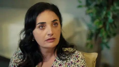 Sengül descubre que Orhan se va a casar... y recibe una impactante noticia que podría cambiar su destino para siempre Sengül descubre que Orhan se va a casar... y recibe una impactante noticia que podría cambiar su destino para siempre