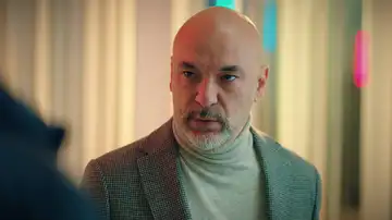 El sueño roto de Ömer: Ahmet reniega de él para proteger a Sarp El sueño roto de Ömer: Ahmet reniega de él para proteger a Sarp