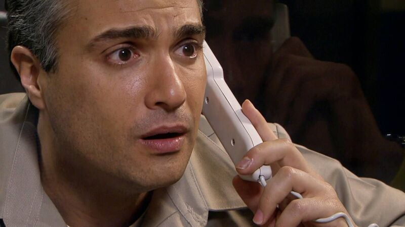 Juan Carlos se derrumba en prisión tras descubrir que será padre y que Helena prepara su boda con Plutarco