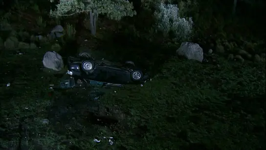 Plutarco sufre un aparatoso accidente de coche al huir de la policía Plutarco sufre un aparatoso accidente de coche al huir de la policía
