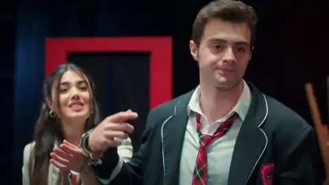 La encerrona de Asiye para que Ömer y Süsen se reconcilien La encerrona de Asiye para que Ömer y Süsen se reconcilien