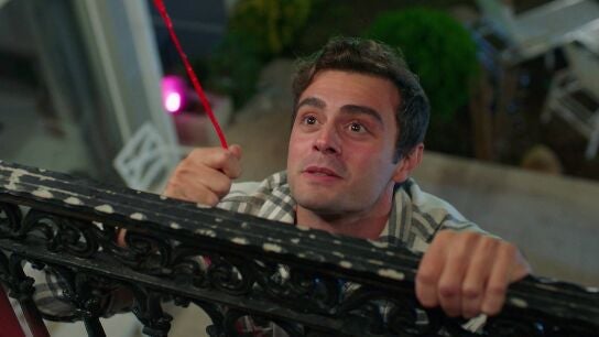 &Ouml;mer intenta reconquistar a S&uuml;sen con un gesto rom&aacute;ntico... &iexcl;Y unos globos muy especiales!