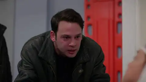 atma pierde la memoria tras un accidente de moto comprada con el dinero escondido: ahora nadie sabe dónde está la fortuna atma pierde la memoria tras un accidente de moto comprada con el dinero escondido: ahora nadie sabe dónde está la fortuna