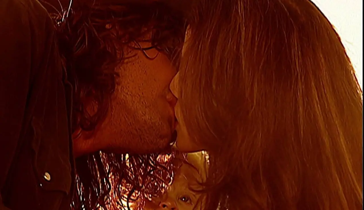 Norma acude con su bebé a una cita secreta con Juan... y Fernando los pilla in fraganti