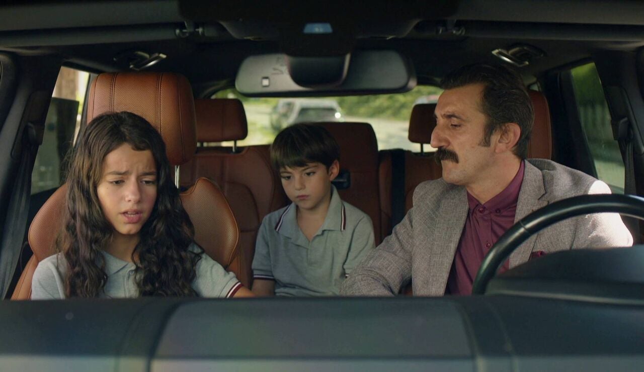 Reha logra que sus hijos rechacen a Karsu y arruina su vida una vez m&aacute;s