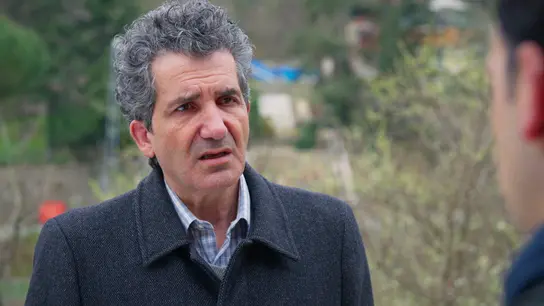 Orhan intenta reconciliarse con Oğulcan sin mucho éxito Orhan intenta reconciliarse con Oğulcan sin mucho éxito