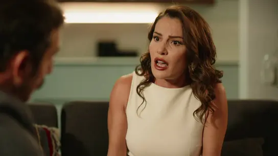 Hande no soporta a los hijos de Reha y está dispuesta a divorciarse de él Hande no soporta a los hijos de Reha y está dispuesta a divorciarse de él
