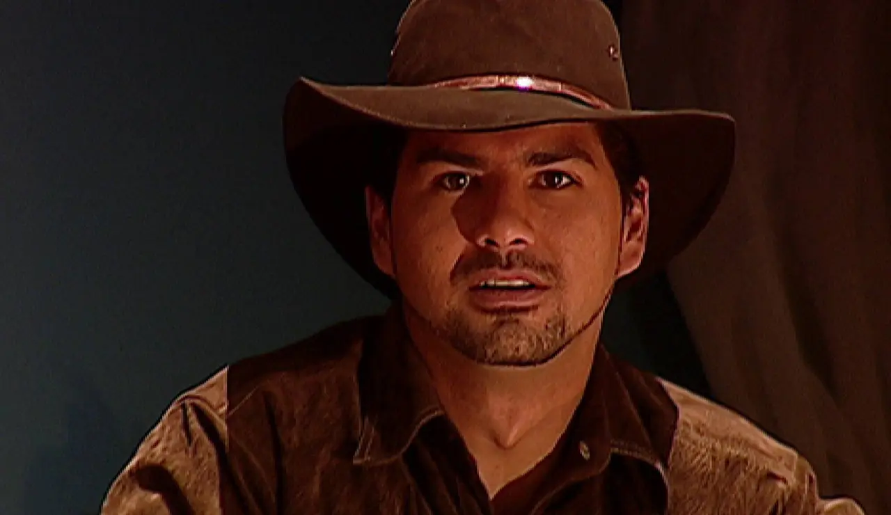 Pasión de gavilanes - Armando descubre que Rosario está viva y va a descubrirlo