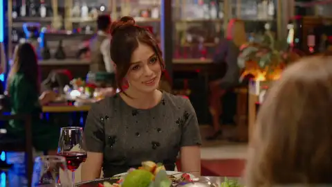 Karsu envidia la historia de amor del nuevo socio de Bora y su mujer Karsu envidia la historia de amor del nuevo socio de Bora y su mujer