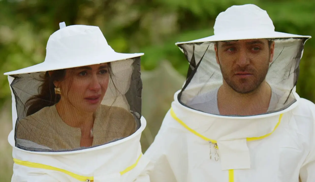 Bora y Karsu cada vez más cerca... mientras Ayça trama separarlos