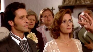 Gabriela y Fernando se dan el &acute;si, quiero' sin la presencia de sus hijas