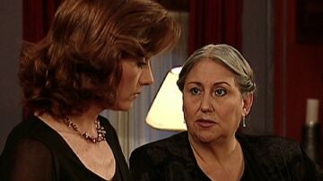 Pasi&oacute;n de gavilanes - Carmenza y Genaro son los nuevos criados de la hacienda Elizondo