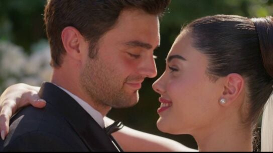 Hermanos - &iexcl;&Ouml;mer y S&uuml;sen se casan por fin!