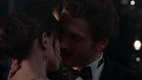 Velvet el nuevo imperio - Alberto quiere irse con Ana a París esa misma noche