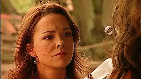 Duro enfrentamiento entre Rosario y Sara por Franco Duro enfrentamiento entre Rosario y Sara por Franco