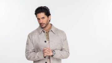 Gael Torrenegro es un importante hombre de negocios atrapado por el peso de su pasado 