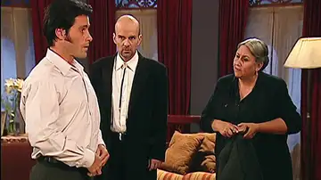 La convivencia en la hacienda Elizondo se vuelve insostenible para Malcolm y Carmela La convivencia en la hacienda Elizondo se vuelve insostenible para Malcolm y Carmela