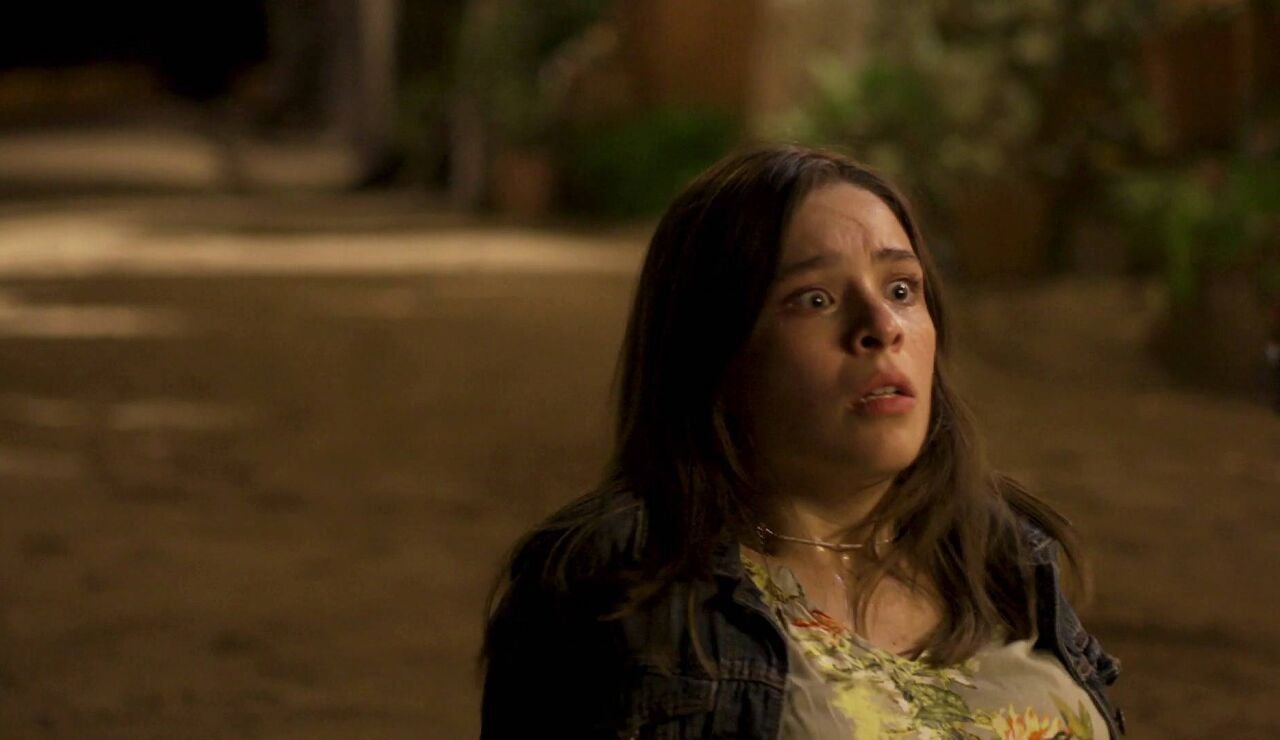 Marena y Adri&aacute;n descubren los negocios sucios de Rams&eacute;s y el padre de Gael se siente amenazado y se venga de ellos