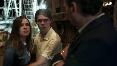 Marena y Adrián descubren los negocios sucios de Ramsés y el padre de Gael se siente amenazado y se venga de ellos Marena y Adrián descubren los negocios sucios de Ramsés y el padre de Gael se siente amenazado y se venga de ellos