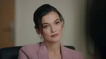 Secretos de familia - Ilgaz y Ceylin se van a casar para no declarar Secretos de familia - Ilgaz y Ceylin se van a casar para no declarar