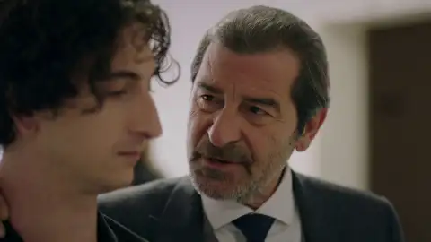 Secretos de familia - ¿Qué va a pasar ahora en la relación entre Yekta y su hijo Engin? Secretos de familia - ¿Qué va a pasar ahora en la relación entre Yekta y su hijo Engin?