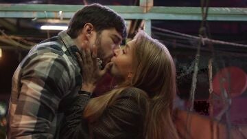 David Alejo descubre que Leona Bravo es Marena Ramos 