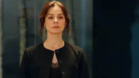 Sube la tensión entre Karsu y la madre de Bora: se pelean y él da la cara por su mujer Sube la tensión entre Karsu y la madre de Bora: se pelean y él da la cara por su mujer