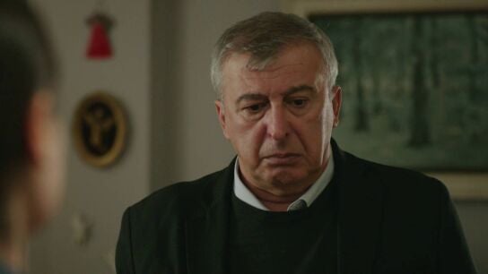 Secretos de familia - Ceylin se enfrenta a Metin
