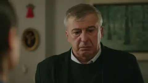 Secretos de familia - Ceylin se enfrenta a Metin Secretos de familia - Ceylin se enfrenta a Metin