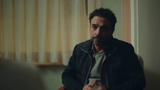 Secretos de familia - Ceylin se desahoga con Eren sobre ilgaz: él es luz y ella es oscuridad Secretos de familia - Ceylin se desahoga con Eren sobre ilgaz: él es luz y ella es oscuridad