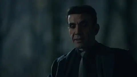 Secretos de familia - El cadáver de Engin aparece en el bosque Secretos de familia - El cadáver de Engin aparece en el bosque