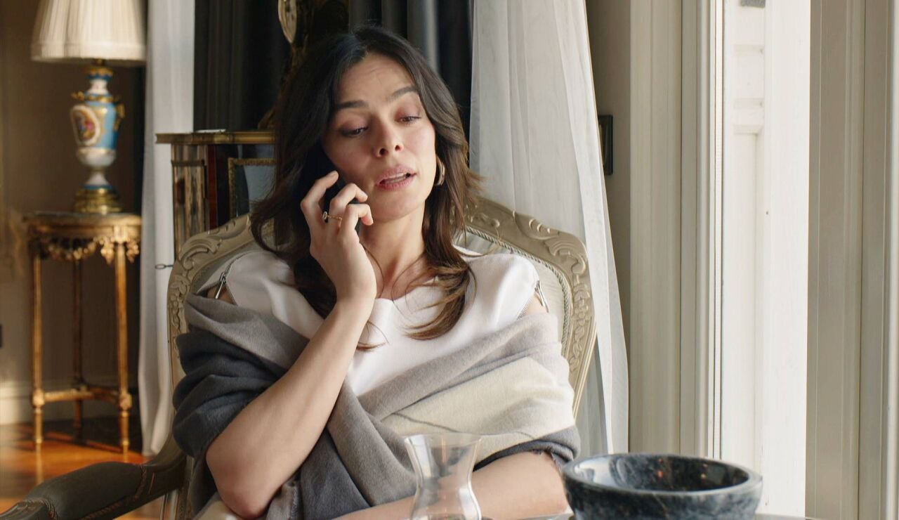 El trabajo y la sombra de Ver&oacute;nica ponen en jaque la relaci&oacute;n de Bora y Karsu